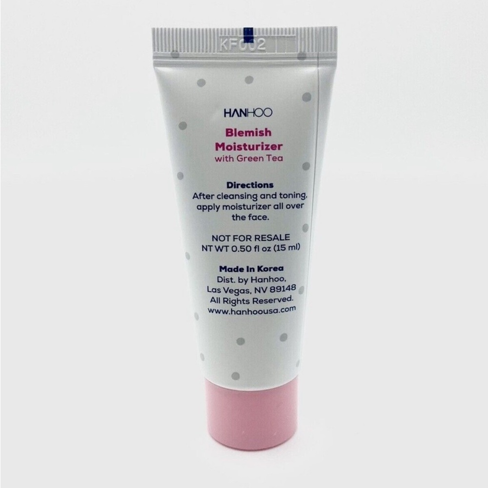 Blemish Moisturizer with Green Tea - White and Pink - Picture 2 of 3